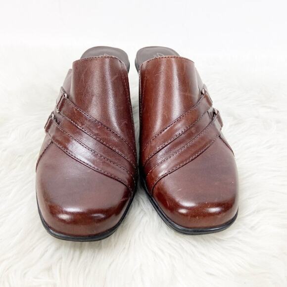Clarks Bendables 8 M Womens Brown Leather Buckle Comfort Clogs - Picture 5 of 8